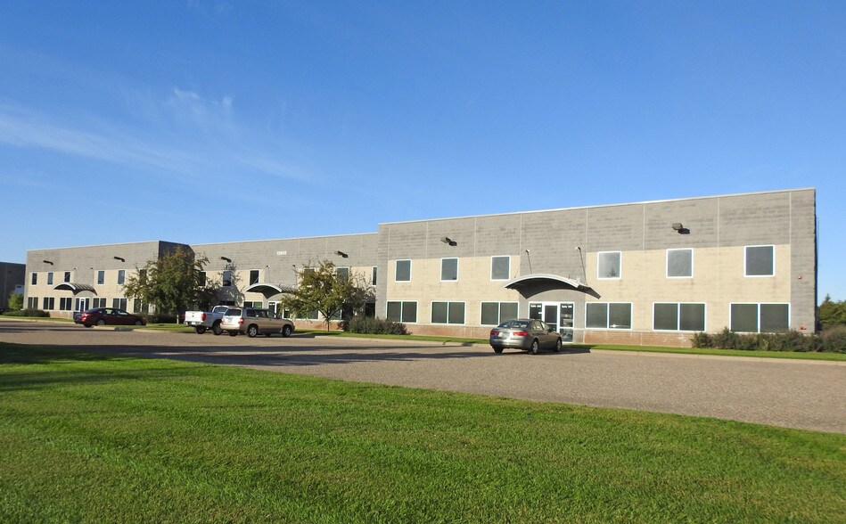 More Photos Of 13950 Radium St NW, Ramsey Warehouse For Lease