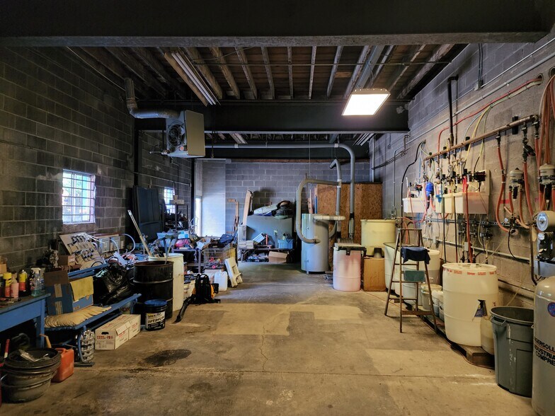 More Photos Of 1100 Fulton St, Scranton Service For Sale