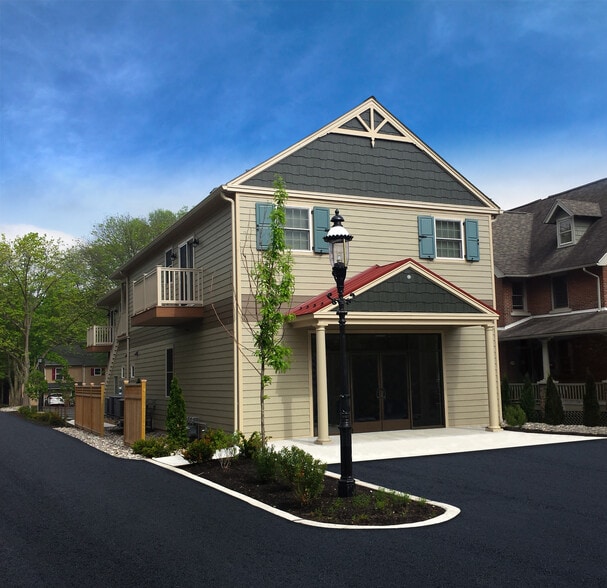Primary Photo Of 325 S Main St, Doylestown Storefront Retail Office For Sale