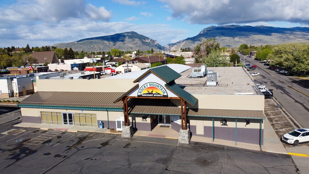 More Photos Of 1526 Rumsey Ave, Cody Freestanding For Sale