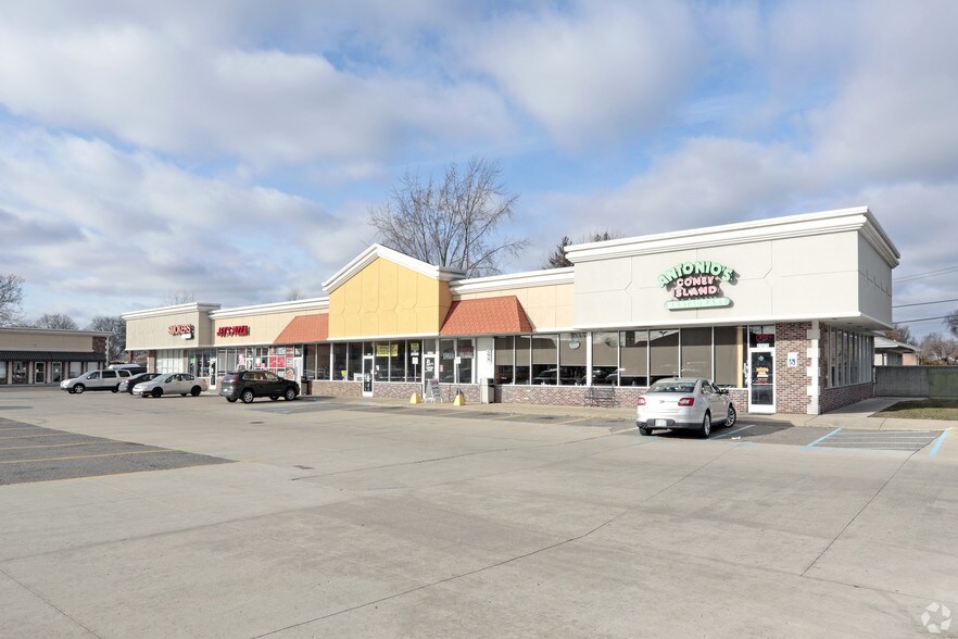 More Photos Of 31075-31089 Hayes Rd, Warren Freestanding For Lease