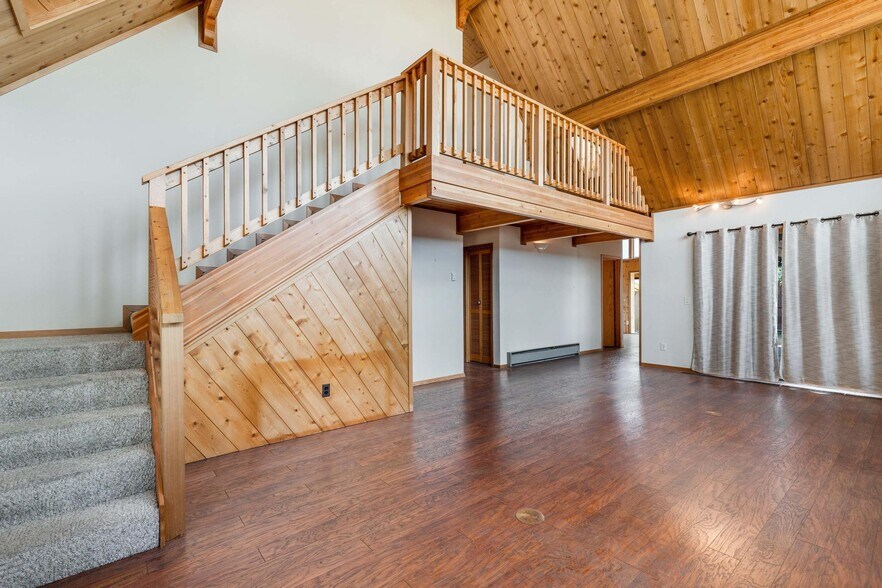 More Photos Of 590 Orchard St, Golden Office Residential For Sale