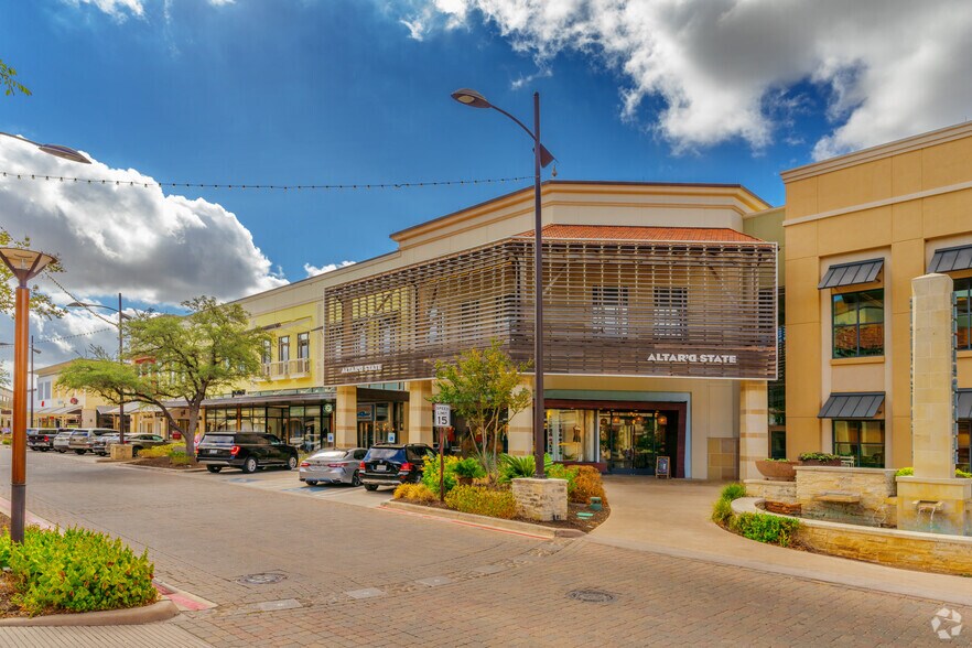 More Photos Of 15900 La Cantera Pky, San Antonio Unknown For Lease