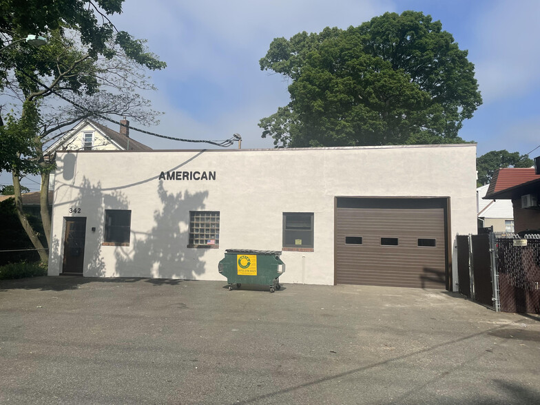 Primary Photo Of 342 Lincoln Ave, Hawthorne Industrial For Lease