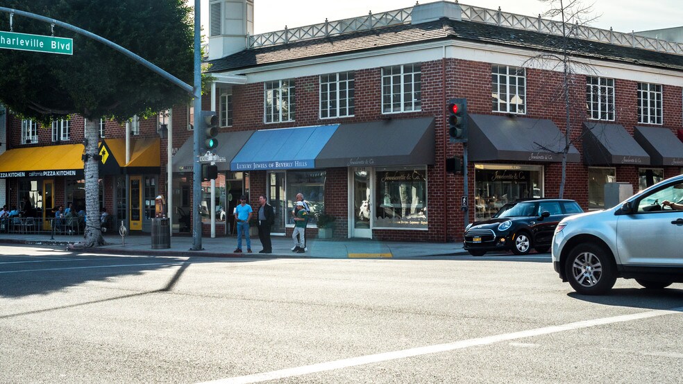 More Photos Of 203 S Beverly Dr, Beverly Hills Storefront Retail Office For Lease