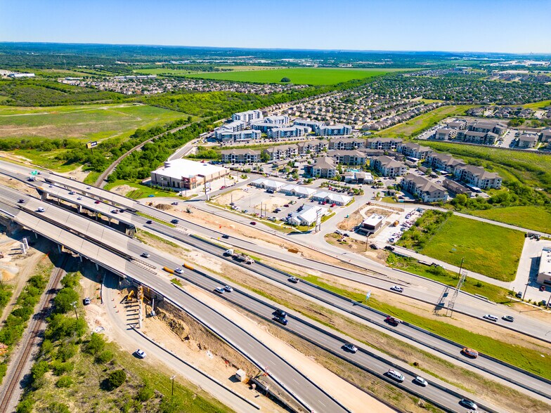 More Photos Of 7323 N Loop 1604 E, San Antonio Office For Sale