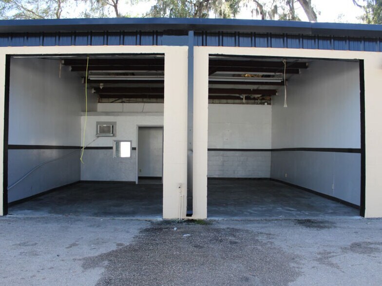 More Photos Of 13652 N 12th St, Tampa Light Manufacturing For Lease