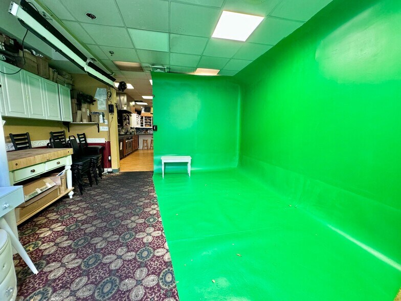 More Photos Of 32-38 Atlantic Ave, Lynbrook Office For Sale