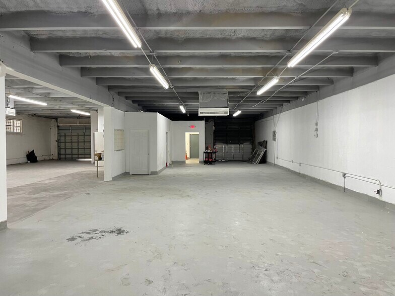 More Photos Of 6695-6699 NE 2nd Ave, Miami Freestanding For Lease