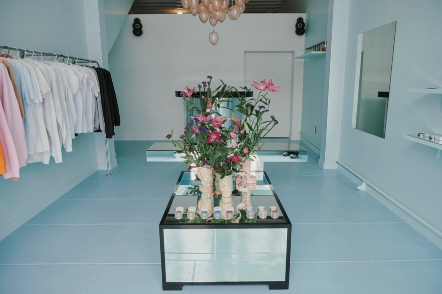 More Photos Of 2151-2157 W Sunset Blvd, Los Angeles Storefront Retail Residential For Lease