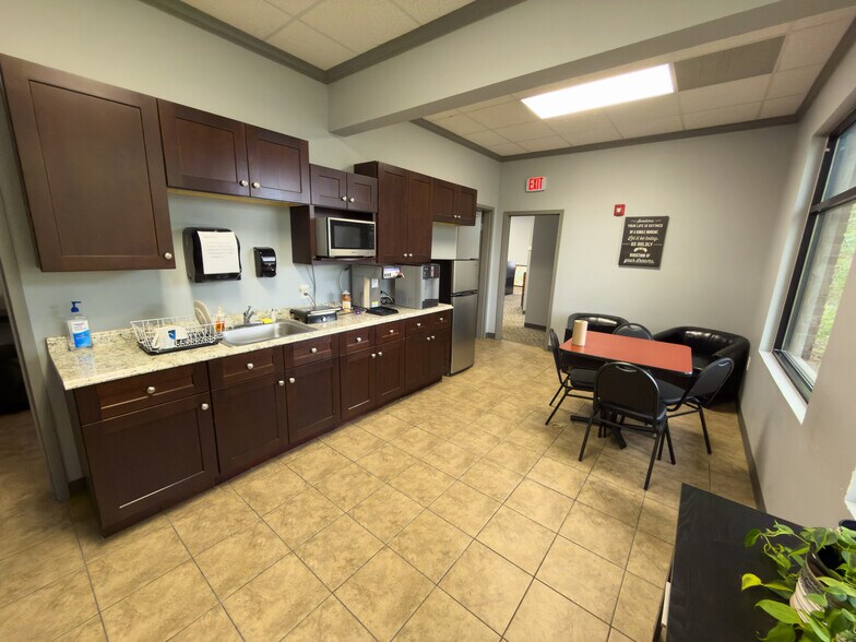 More Photos Of 4131 Steve Reynolds Blvd, Norcross Office For Lease