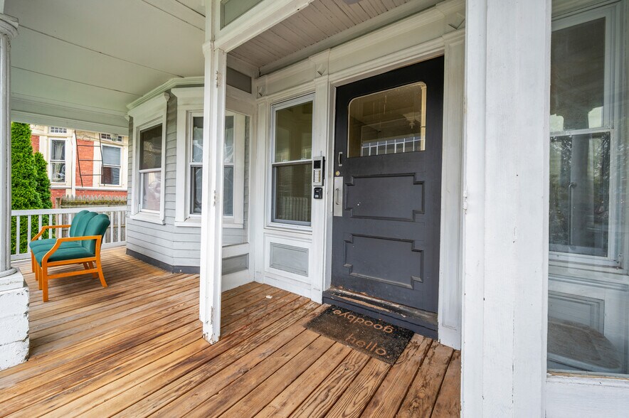 More Photos Of 21 Main St, Kingston Apartments For Sale