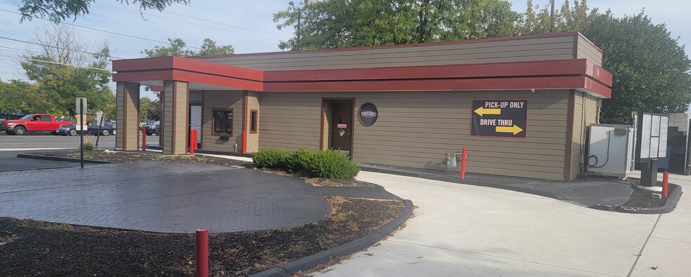 More Photos Of 2 S White Horse Pike, Stratford Fast Food For Lease