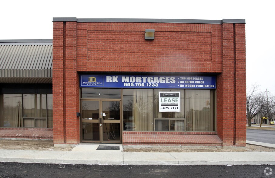 More Photos Of 200 Wilkinson Rd, Brampton Warehouse For Lease