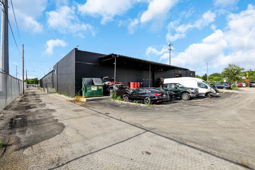 More Photos Of 1025 E Fifth Ave, Columbus Warehouse For Lease