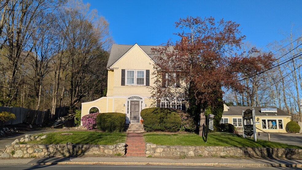 More Photos Of 356 Boston Post Rd, Sudbury Office For Sale