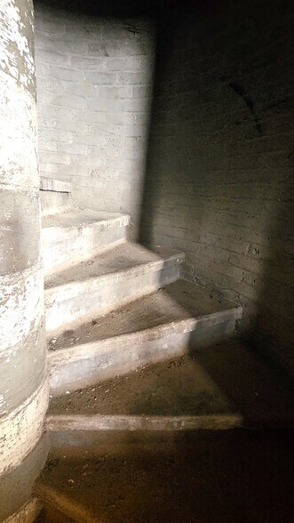 More Photos Of 120 Pleasant St, Morristown Industrial For Sale