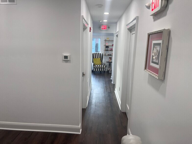 More Photos Of 735 Broad St, Shrewsbury Office Residential For Sale