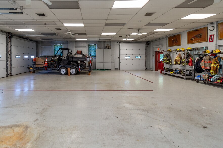 More Photos Of 9 Mill St, Stockton Police Fire Station For Sale