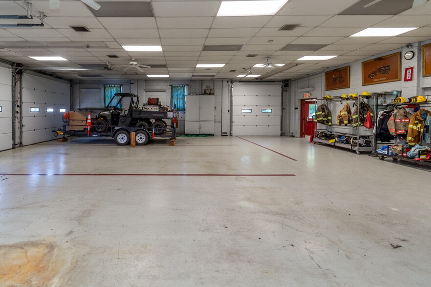 More Photos Of 9 Mill St, Stockton Police Fire Station For Sale