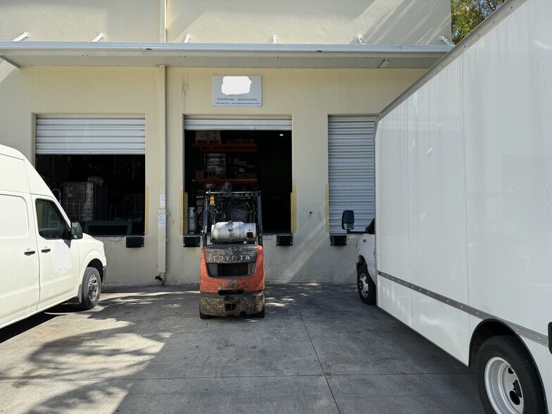 More Photos Of 1970 NW 129th Ave, Miami Warehouse For Lease