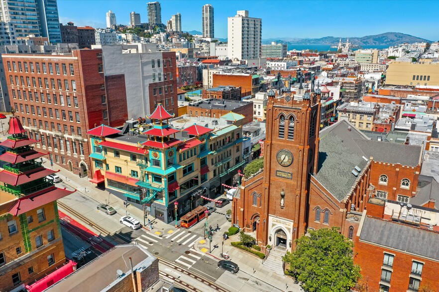 More Photos Of 601-625 Grant Ave, San Francisco Storefront Retail Office For Lease