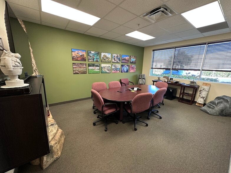 More Photos Of 6457 Hazeltine National Dr, Orlando Warehouse For Sale
