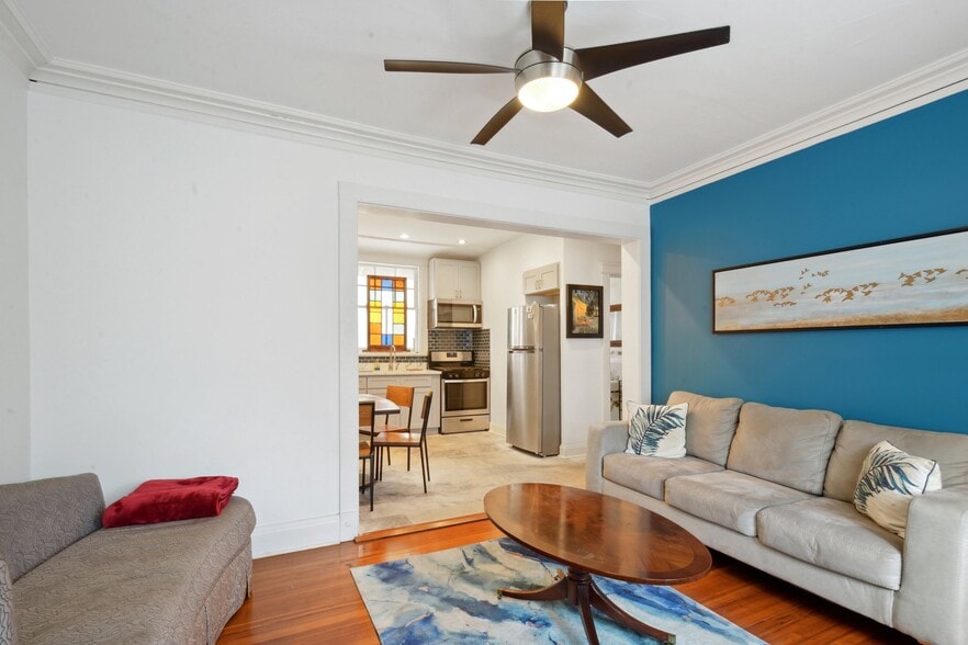 More Photos Of 1730 Prytania St, New Orleans Apartments For Sale