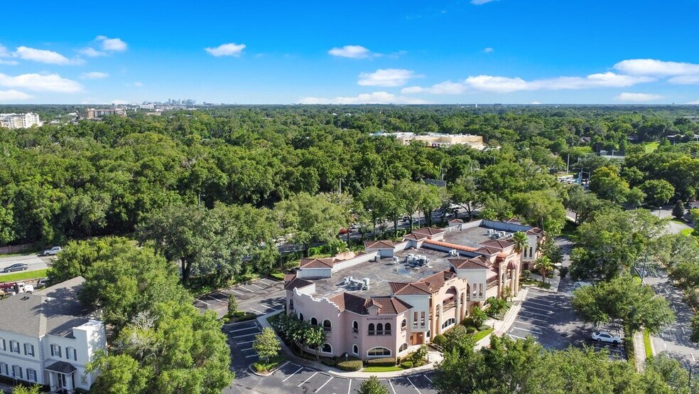 More Photos Of 260 Lookout Pl, Maitland Medical For Sale