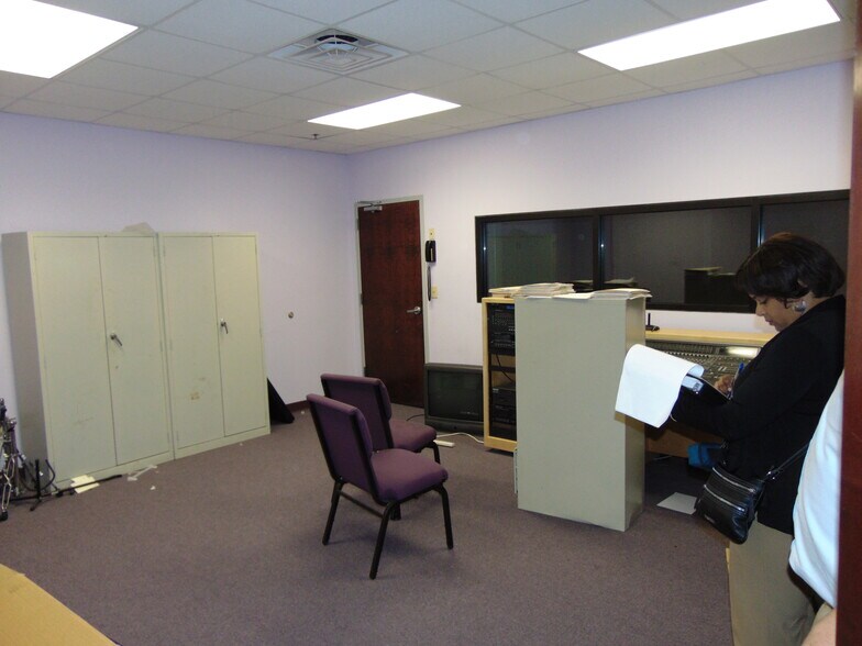 More Photos Of 1170 N Hairston Rd, Stone Mountain Religious Facility For Sale