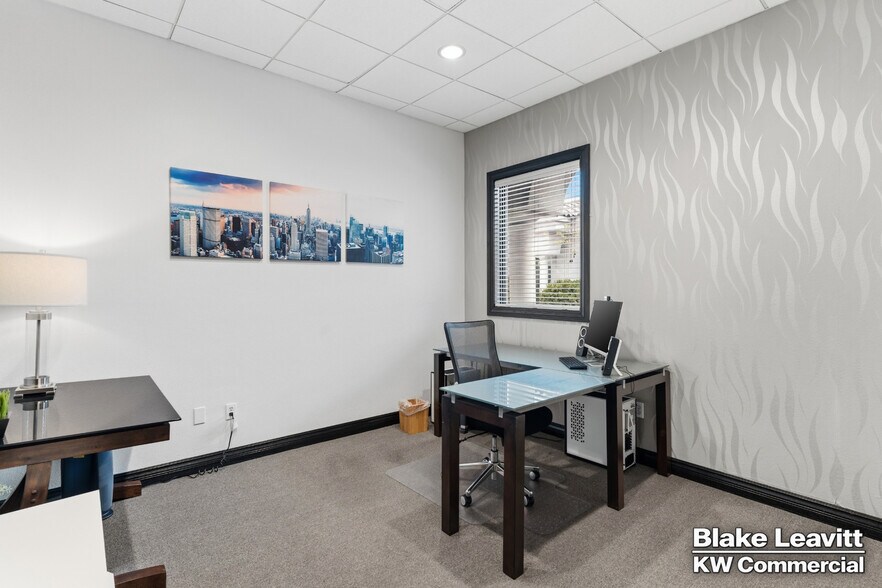 More Photos Of 5844 S Pecos Rd, Las Vegas Medical For Sale