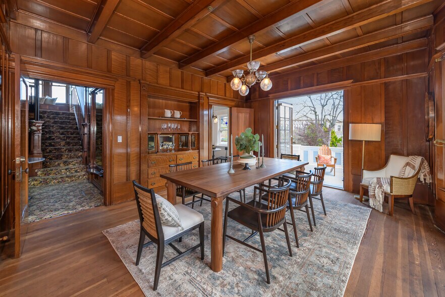 More Photos Of 8 Keller St, Petaluma Office Residential For Sale