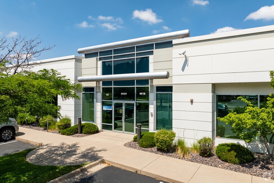 More Photos Of 8020 Shaffer Pky, Littleton Light Manufacturing For Lease