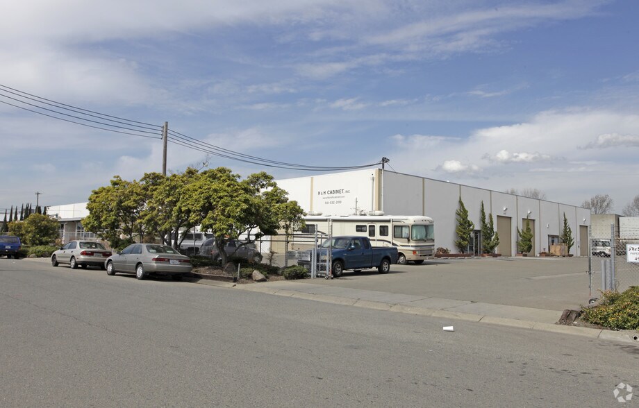 More Photos Of 430-458 Hester St, San Leandro Warehouse For Lease
