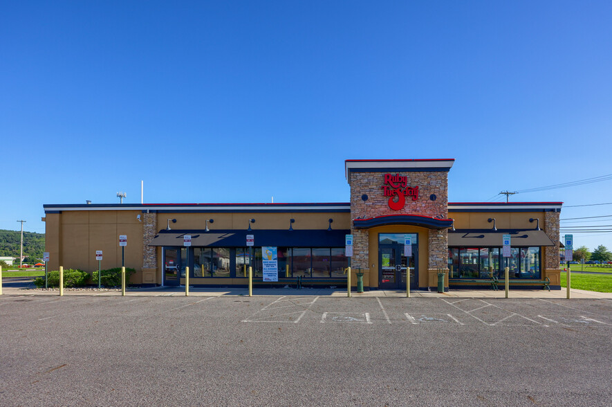 Primary Photo Of 11 Ricky Ave, Bloomsburg Restaurant For Sale