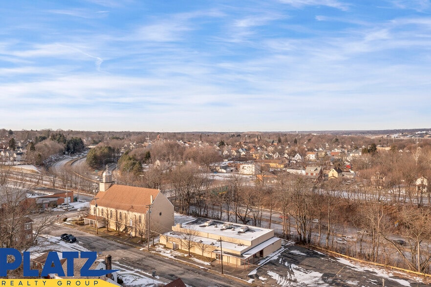 More Photos Of 127 Steel St, Youngstown Religious Facility For Sale