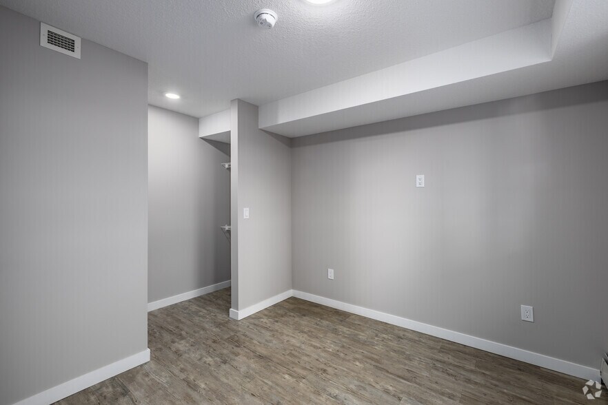 More Photos Of 80 Sage Hill Rd NW, Calgary Apartments For Lease