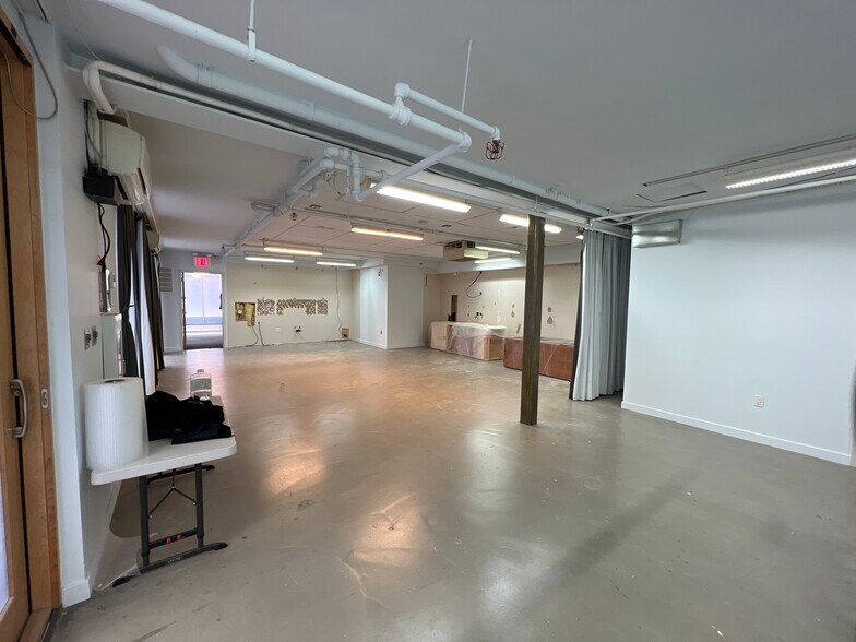 More Photos Of 172 Stanton St, New York Apartments For Lease