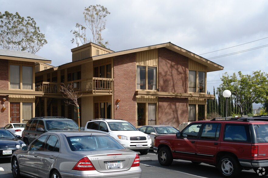 More Photos Of 1442 Irvine Blvd, Tustin Office For Lease