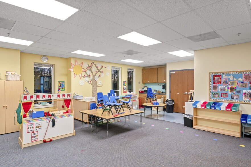 More Photos Of 13421 Twin Lakes Dr, Clifton Religious Facility For Sale