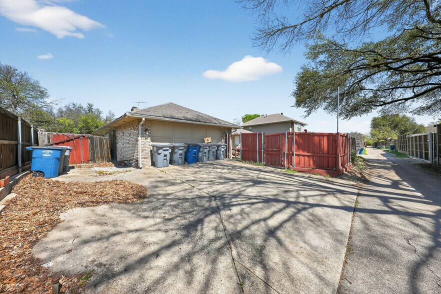 More Photos Of , Dallas Unknown For Sale