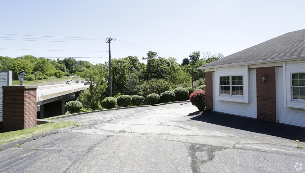 More Photos Of 4290 Old William Penn Hwy, Monroeville Unknown For Lease