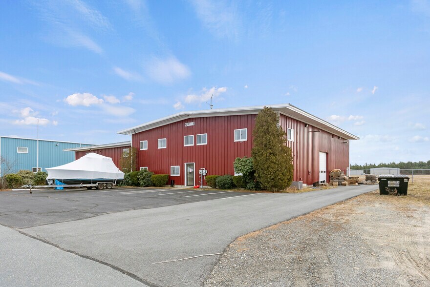 More Photos Of 246 S Meadow Rd, Plymouth Flex For Lease