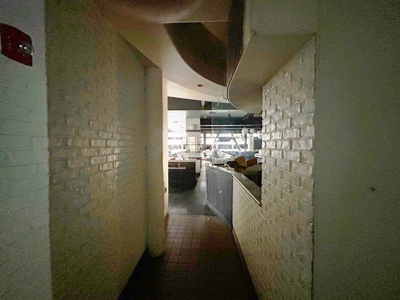 More Photos Of 602-624 Broadway, San Diego Office For Lease