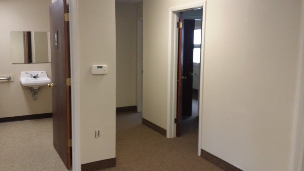 More Photos Of 2 Easterly Ave, Auburn Medical For Lease