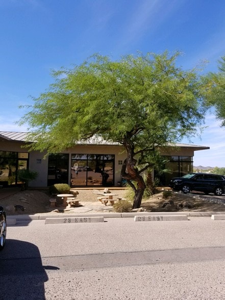 More Photos Of 25 Easy St, Carefree Office For Lease