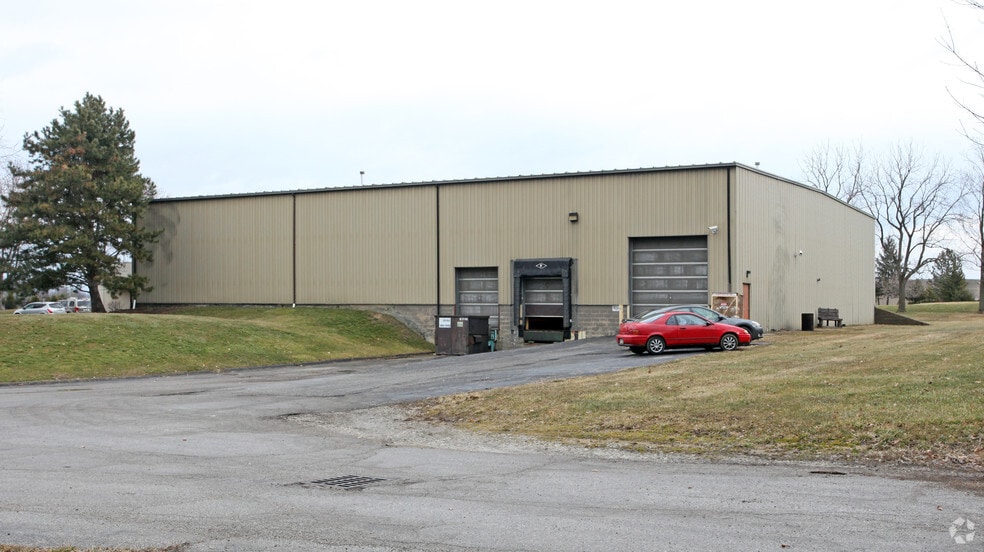 More Photos Of 209 Green Meadows Dr S, Lewis Center Warehouse For Lease