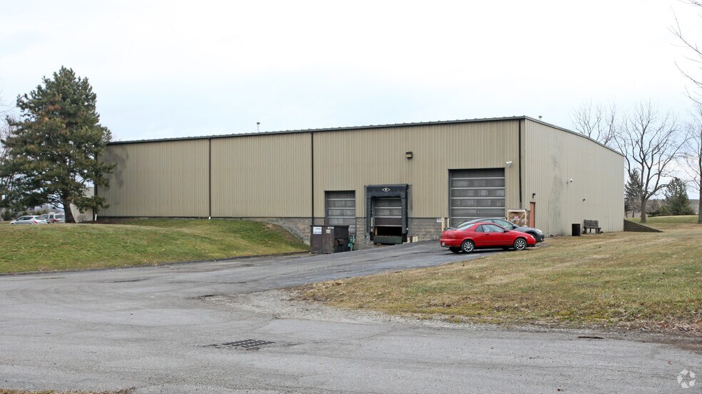 More Photos Of 209 Green Meadows Dr S, Lewis Center Warehouse For Lease