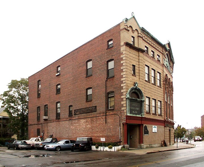 More Photos Of 343 Medford St, Somerville Flex For Lease