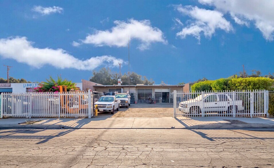 More Photos Of 2292 Cabrera Ave, San Bernardino Manufacturing For Sale